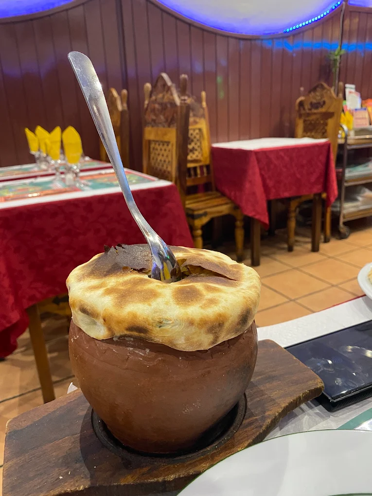 Le Gandhi Gallery Image