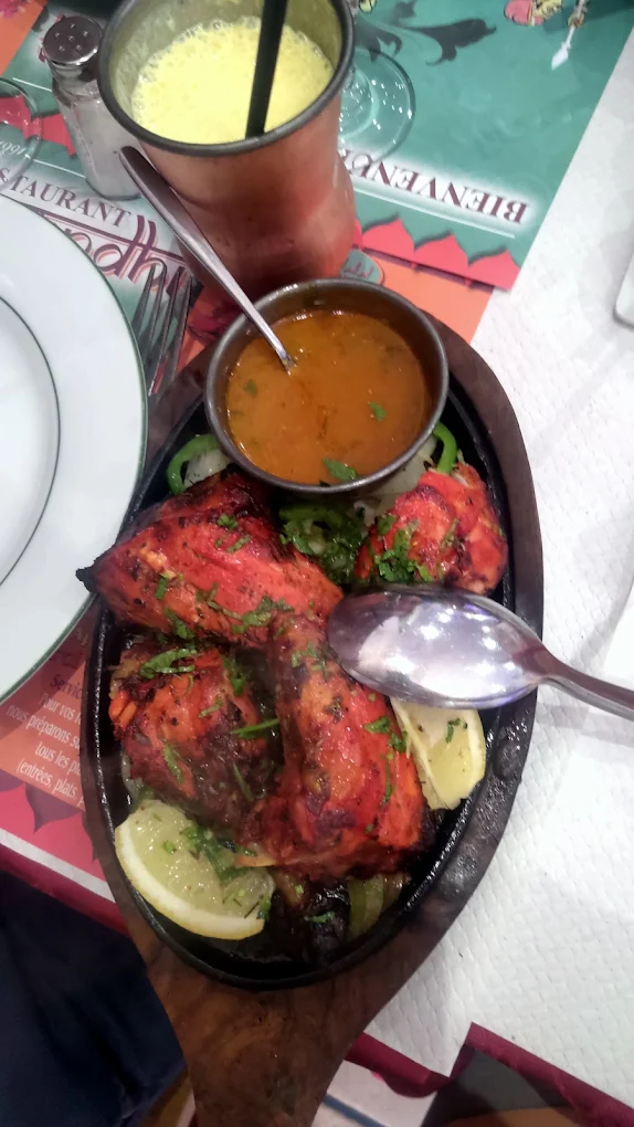 Le Gandhi Gallery Image