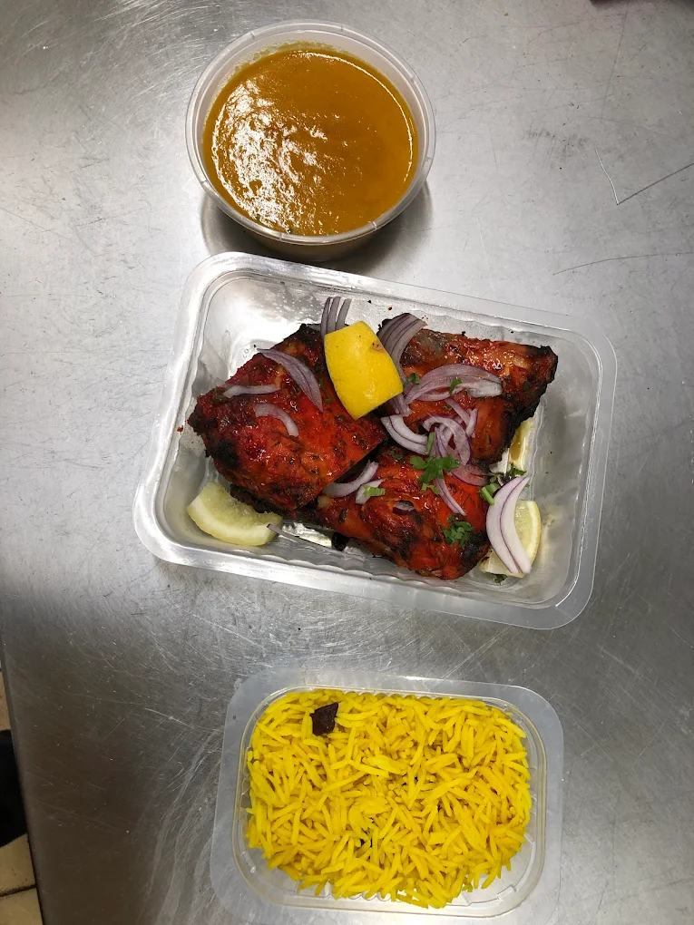 Le Gandhi Gallery Image