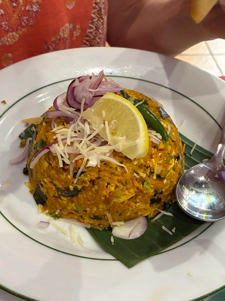 Le Gandhi Gallery Image