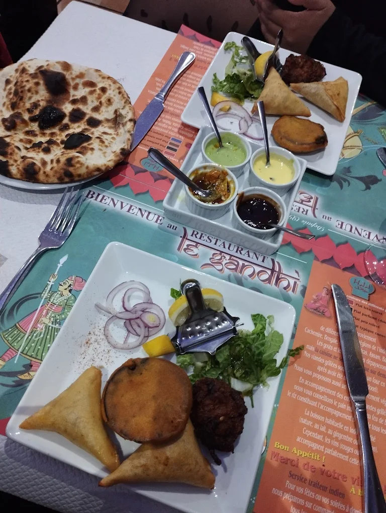 Le Gandhi Gallery Image